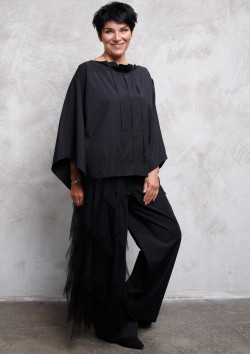 Хулиганы с фатиновой юбкой