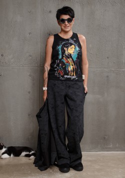 Майка-алкоголичка с принтом