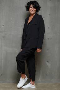 Брюки бойфренды с асимметричным низом - Брюки бойфренды с асимметричным низом