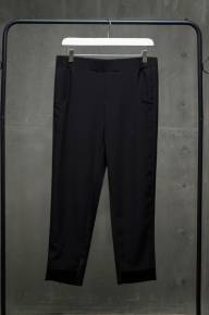 Брюки бойфренды с асимметричным низом - Брюки бойфренды с асимметричным низом