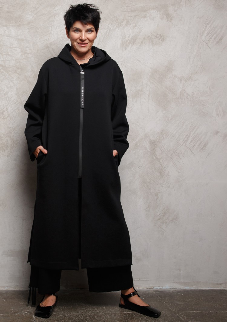 Пальто с контрастным кантом